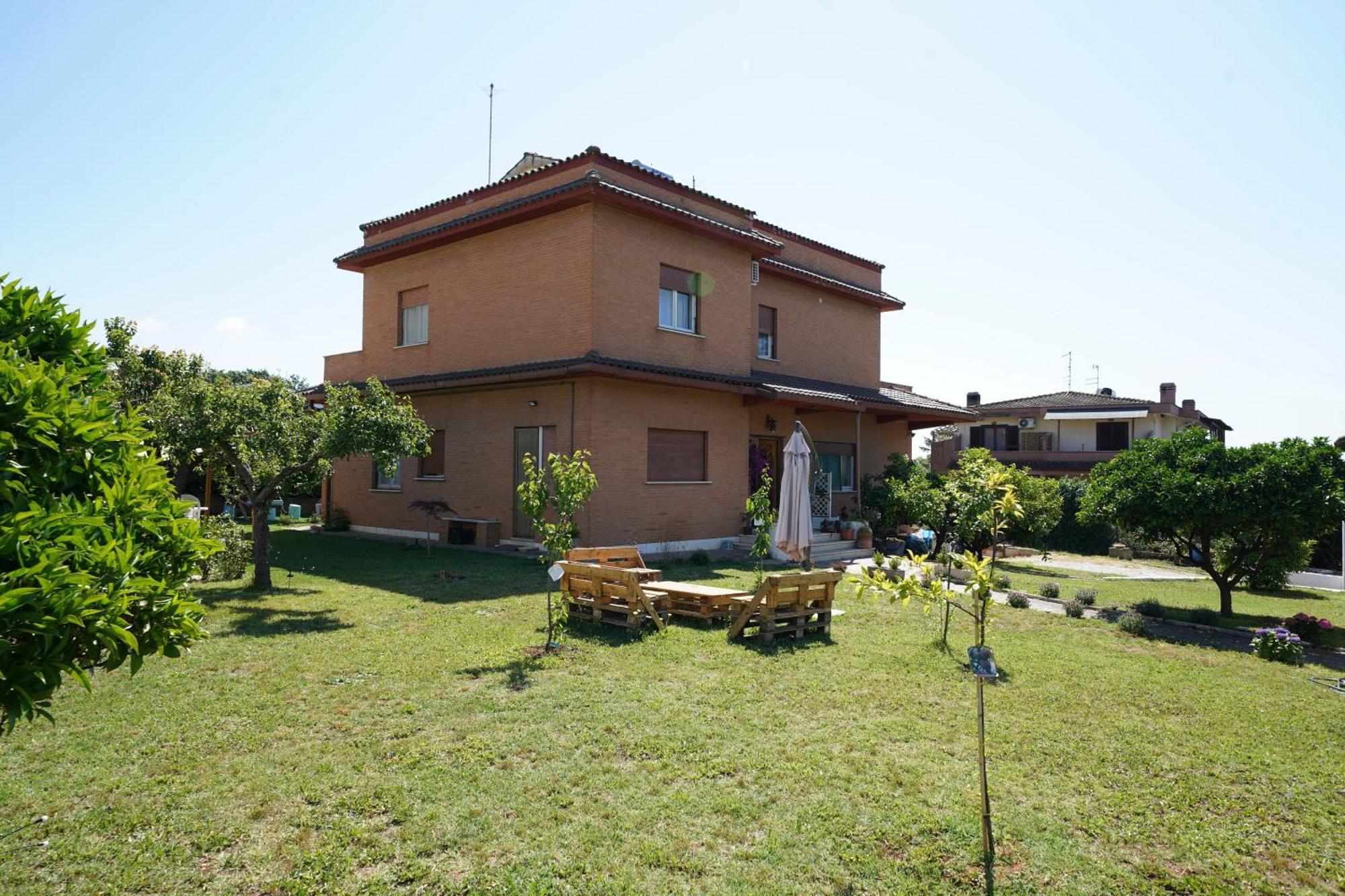 Da Piero E Gina Hotel Palidoro Eksteriør billede